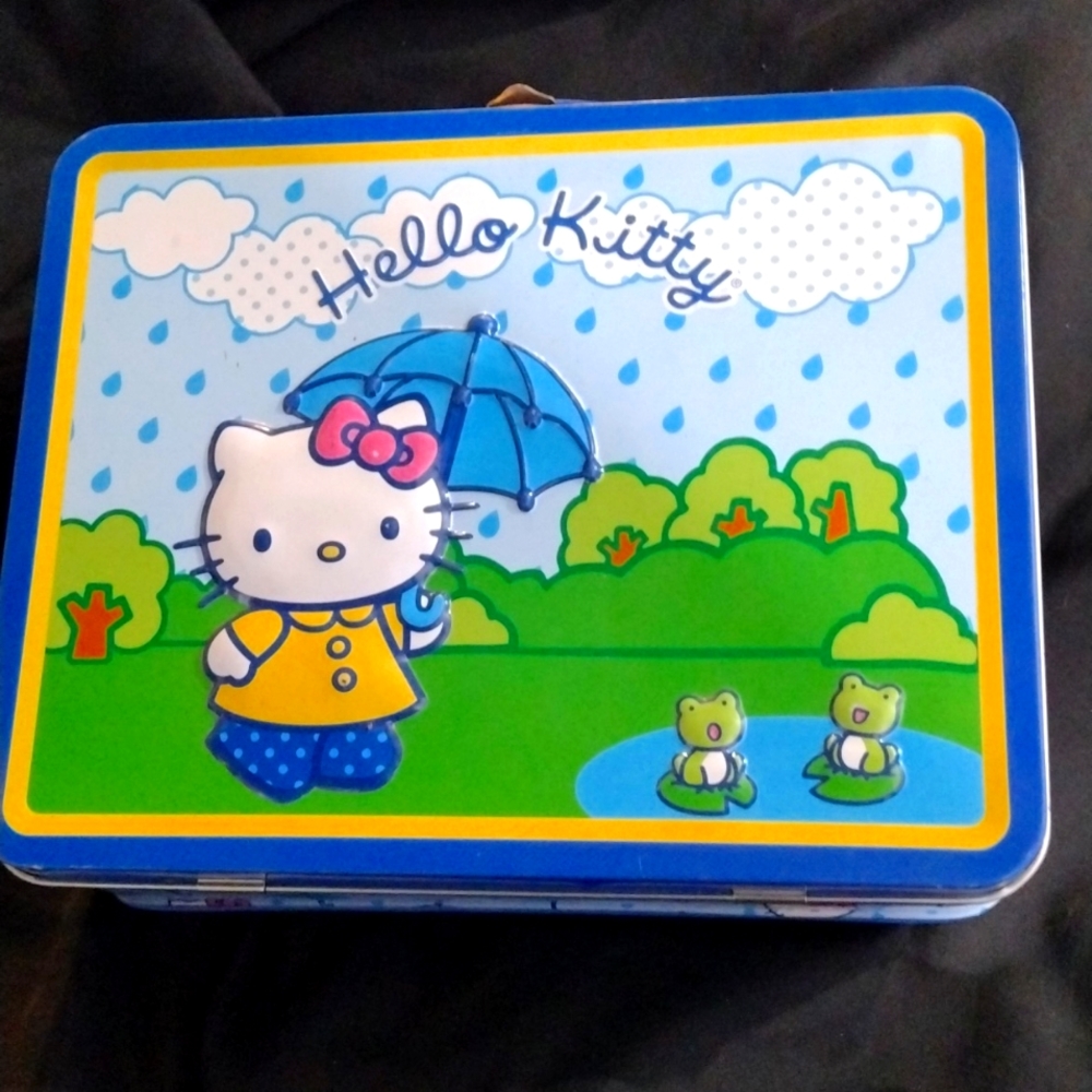 2007  RARE Hello Kitty Lunch Box